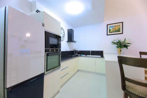 The Grandeur Apartment