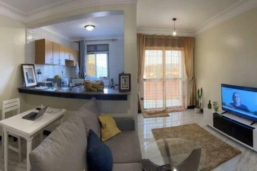 Full Access To One Bedroomed Apartment!