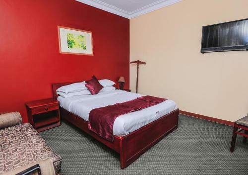 The College Inn Hotel