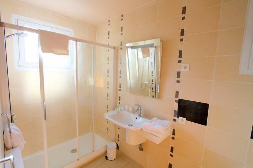 Logis Hotel Restaurant Le Grand Turc