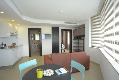 Apartamento Maia Hotel Suites