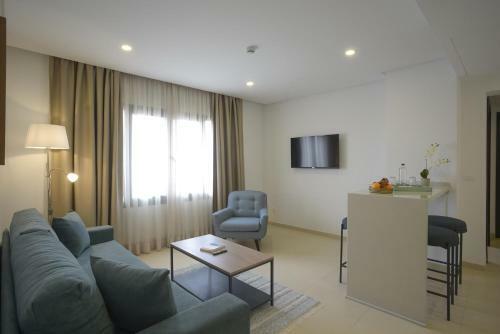Apartamento Maia Hotel Suites