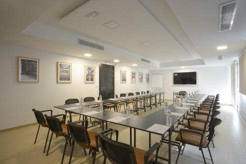 Apartamento Maia Hotel Suites