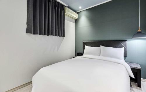 Motel Hotel Wo Yongsan Station