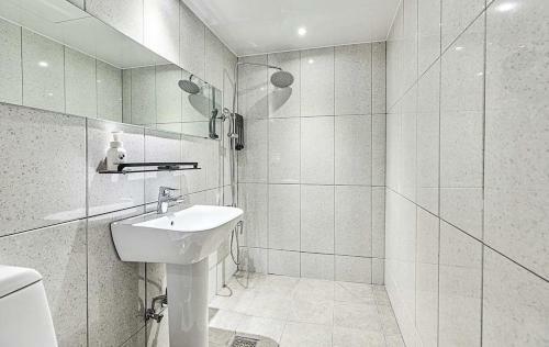 Motel Hotel Wo Yongsan Station