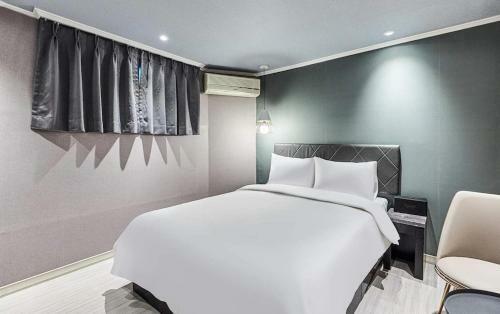 Motel Hotel Wo Yongsan Station