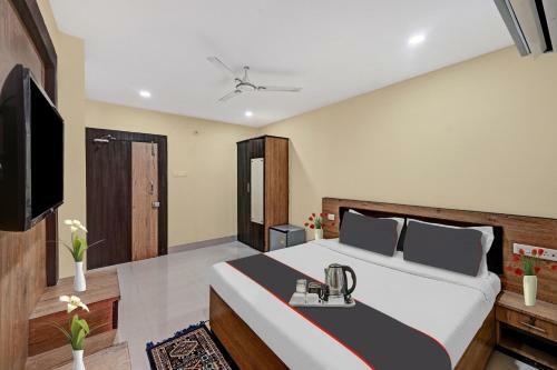 Hotel Capital O 90988 Moonlight Guest House