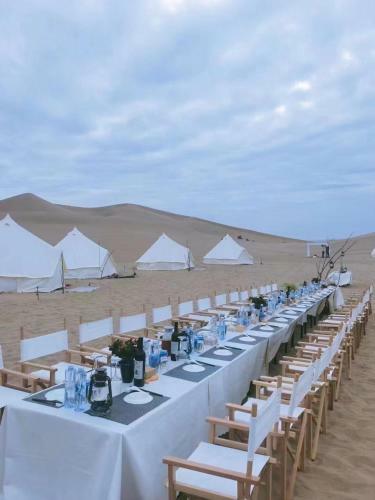 Dunhuang International Luxury Camping