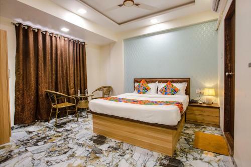 Fabhotel Golden Birds Lodging