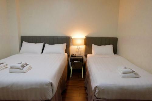 Crevice Hotel