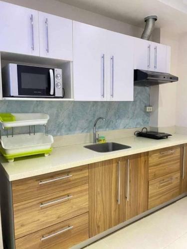 Apartamento 3br Condo With Balcony-near Sm Mall