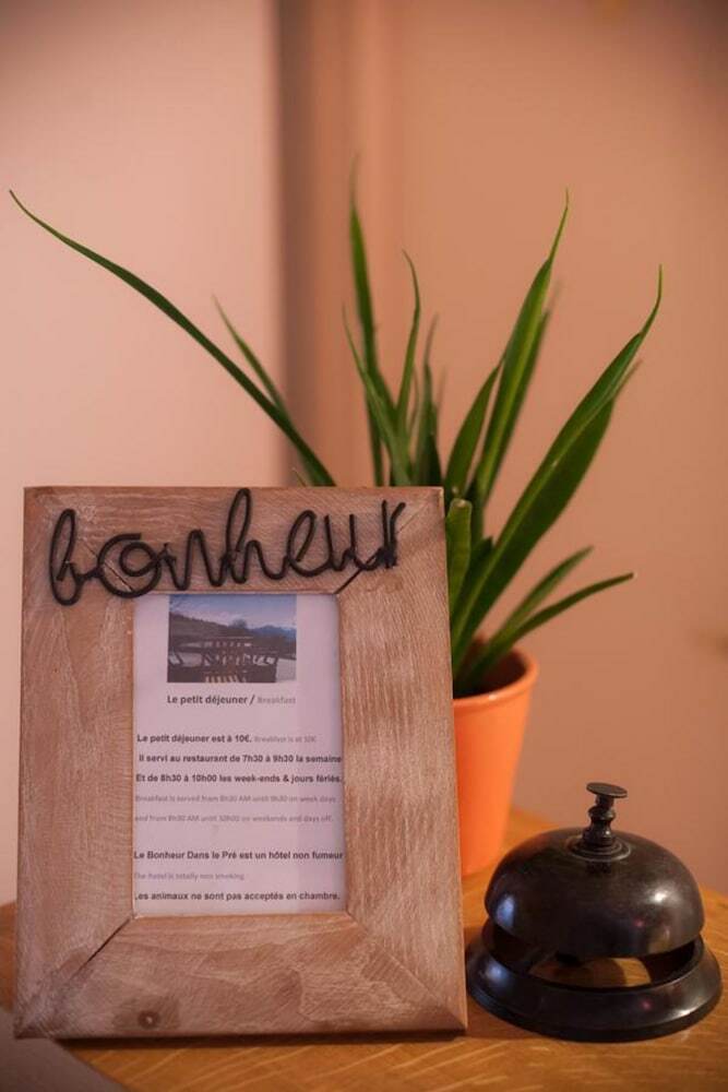 Hotel Le Bonheur Dans Le Pr�