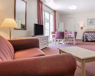 Motel Econo Lodge Central Midland