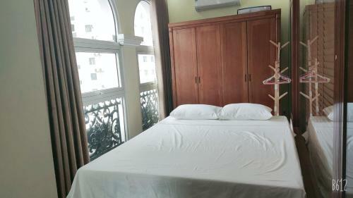 Hostal Cezzon(rau M� Pha)