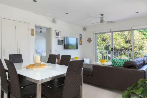 Seabreeze Villas First Avenue 3 39