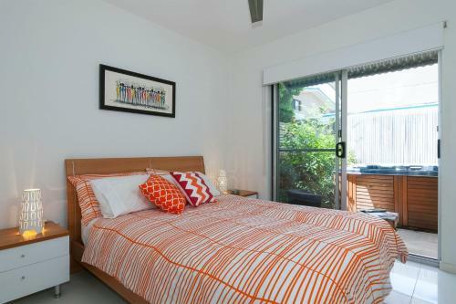 Seabreeze Villas First Avenue 3 39