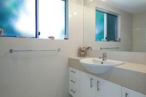 Seabreeze Villas First Avenue 3 39