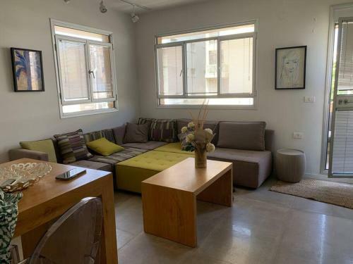 Apartamento Sunny 2 Br By The Hilton Bay