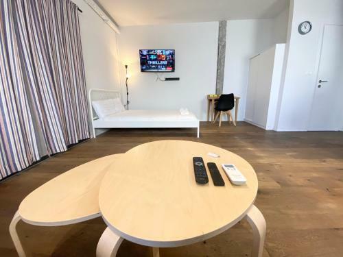 Allenby 14 - By Beach Apartments Tlv