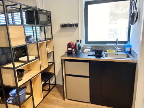 Allenby 14 - By Beach Apartments Tlv