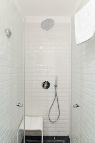 Apartamento Rothschild Area Modern 2 Br With Balcony