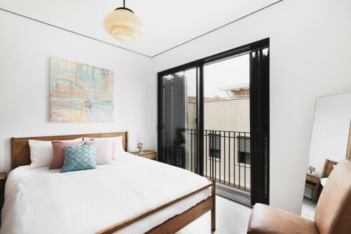 Neta's Art & Design Apartment By Tlv2rent