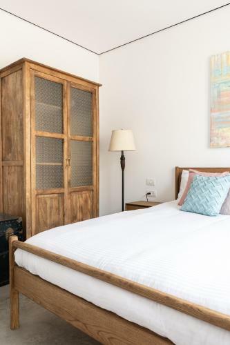 Neta's Art & Design Apartment By Tlv2rent