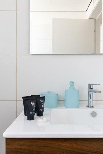 Neta's Art & Design Apartment By Tlv2rent