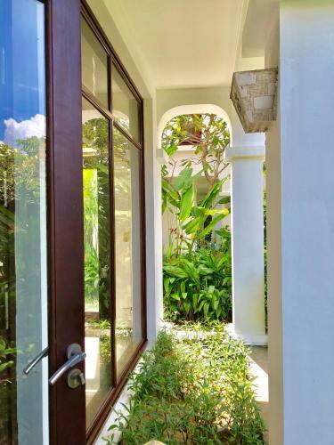 Charming 4 Bedrooms Villas With Few Step To Beach