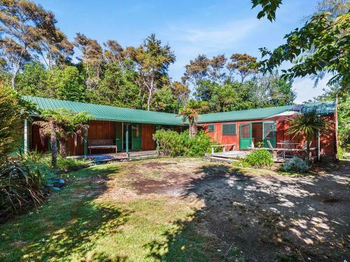 Te Aho Lodge - Turangi Holiday Home