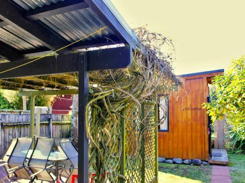 Bluehaven Cottage - Turangi Holiday Home