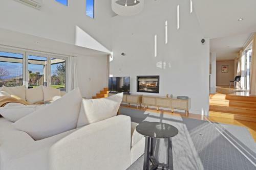 Elderberry Elegance - Wanaka Holiday Home
