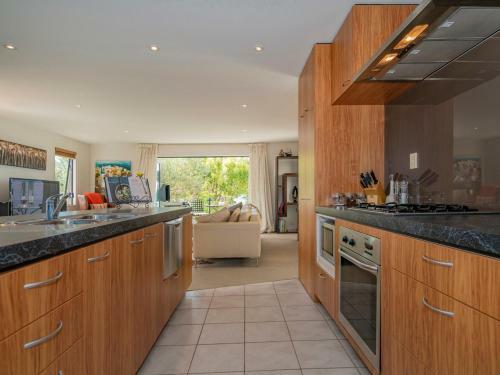 Villa Marina - Whitianga Holiday Home