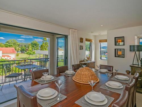 Villa Marina - Whitianga Holiday Home