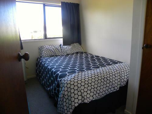 Fun At Wharekaho - Simpsons Beach Holiday Home