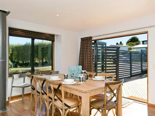 Central Haven - Taupo Holiday Home