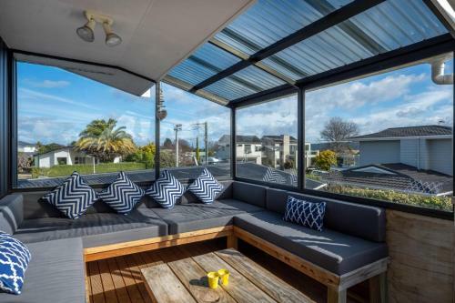 Lakeview Oasis - Rainbow Point Holiday Home