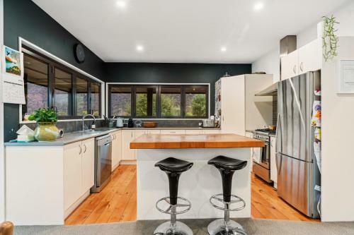 Arrow Peaks - Arrowtown Holiday Home