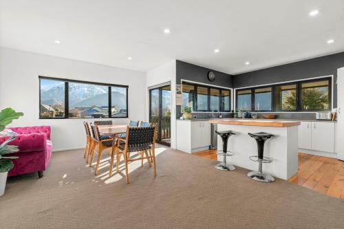 Arrow Peaks - Arrowtown Holiday Home
