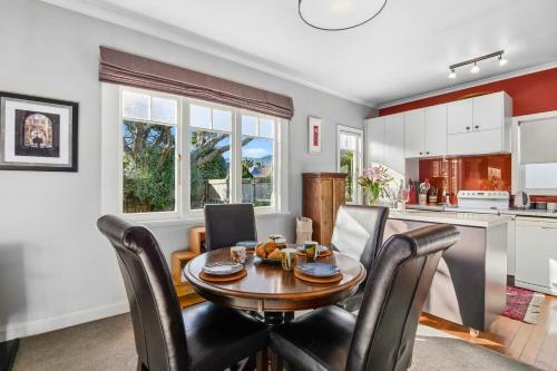 Silkwood Cottage - Richmond Holiday Home