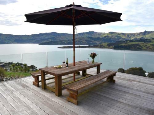 Luxury Views - Akaroa Holiday House