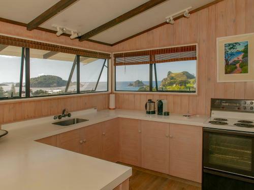 Pretty On Pa - Hahei Holiday Home