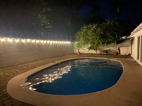 Bed & Breakfast Ixtapa Home By The Beach