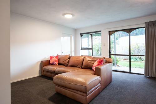 Town Centre House. Perfect For Families And Groups