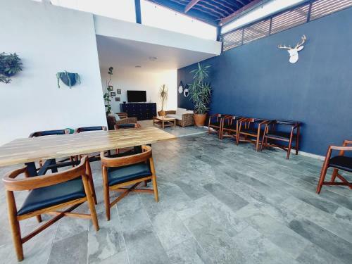 Hostal Cuarto Dentro De UNA Casa/hotel Con Rooftop