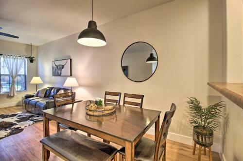 Apartamento Rustic-chic Overgaard Condo With Fishing Pond!