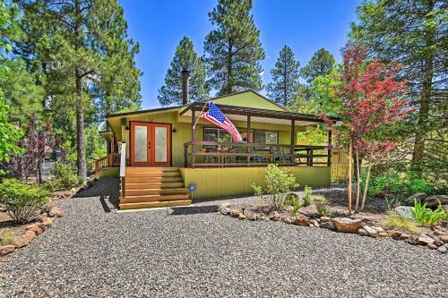 Incredible Munds Park Cabin With Guest Cottage!