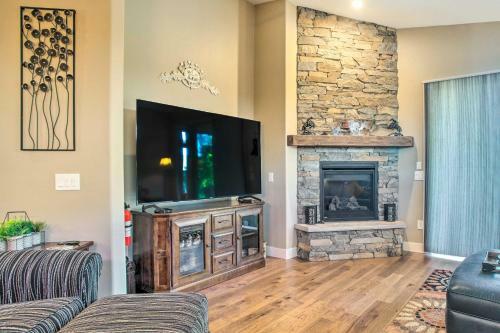 Williams Home With Patio, Gas Grill And Fire Pit!