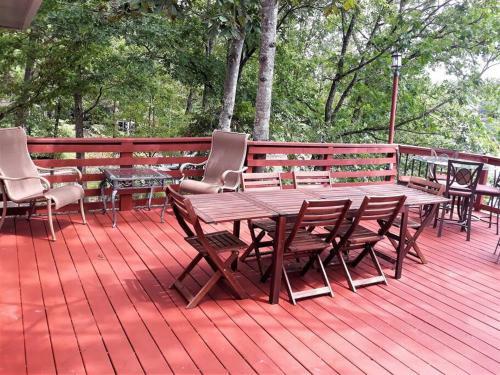 Villa Amazing Views, Family Fun, Private Dock, Sleeps 16