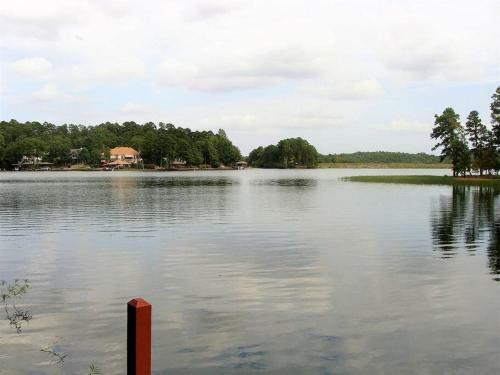 Villa Amazing Views, Family Fun, Private Dock, Sleeps 16